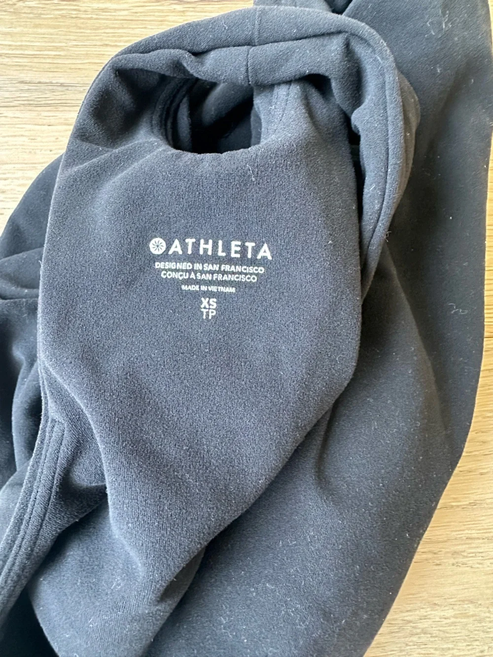 Athleta Conscious Crop Bra Black XS